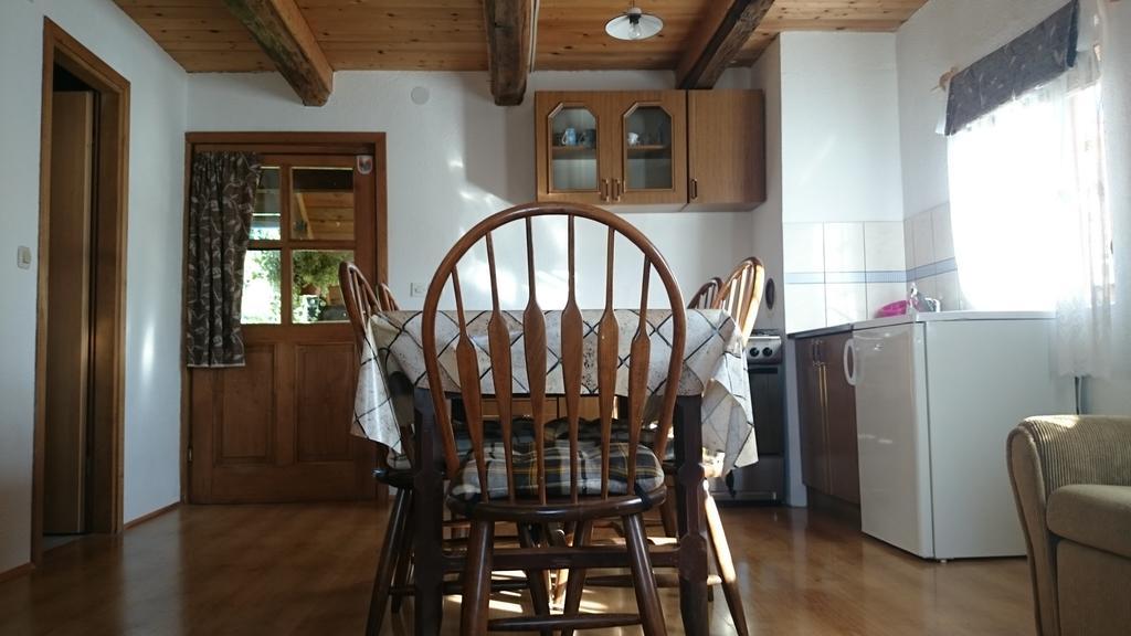 Rustic Home Mia دوغا غيسا الغرفة الصورة
