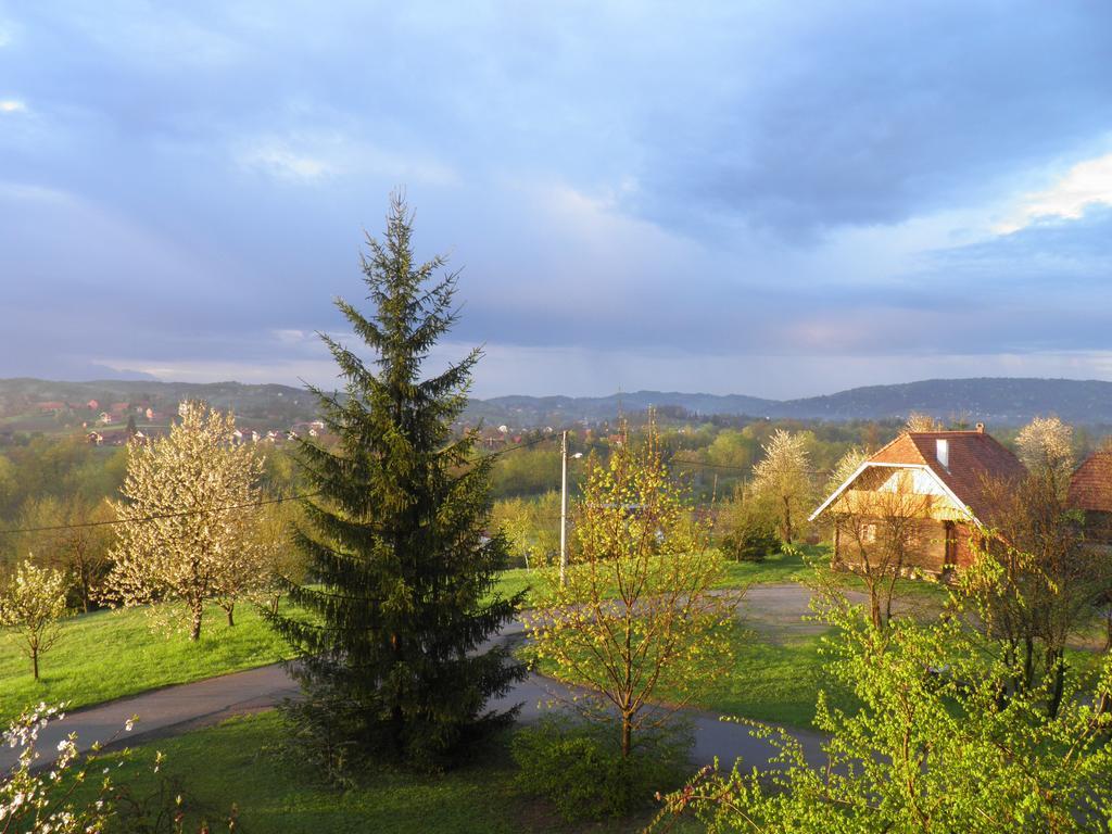 Rustic Home Mia دوغا غيسا الغرفة الصورة