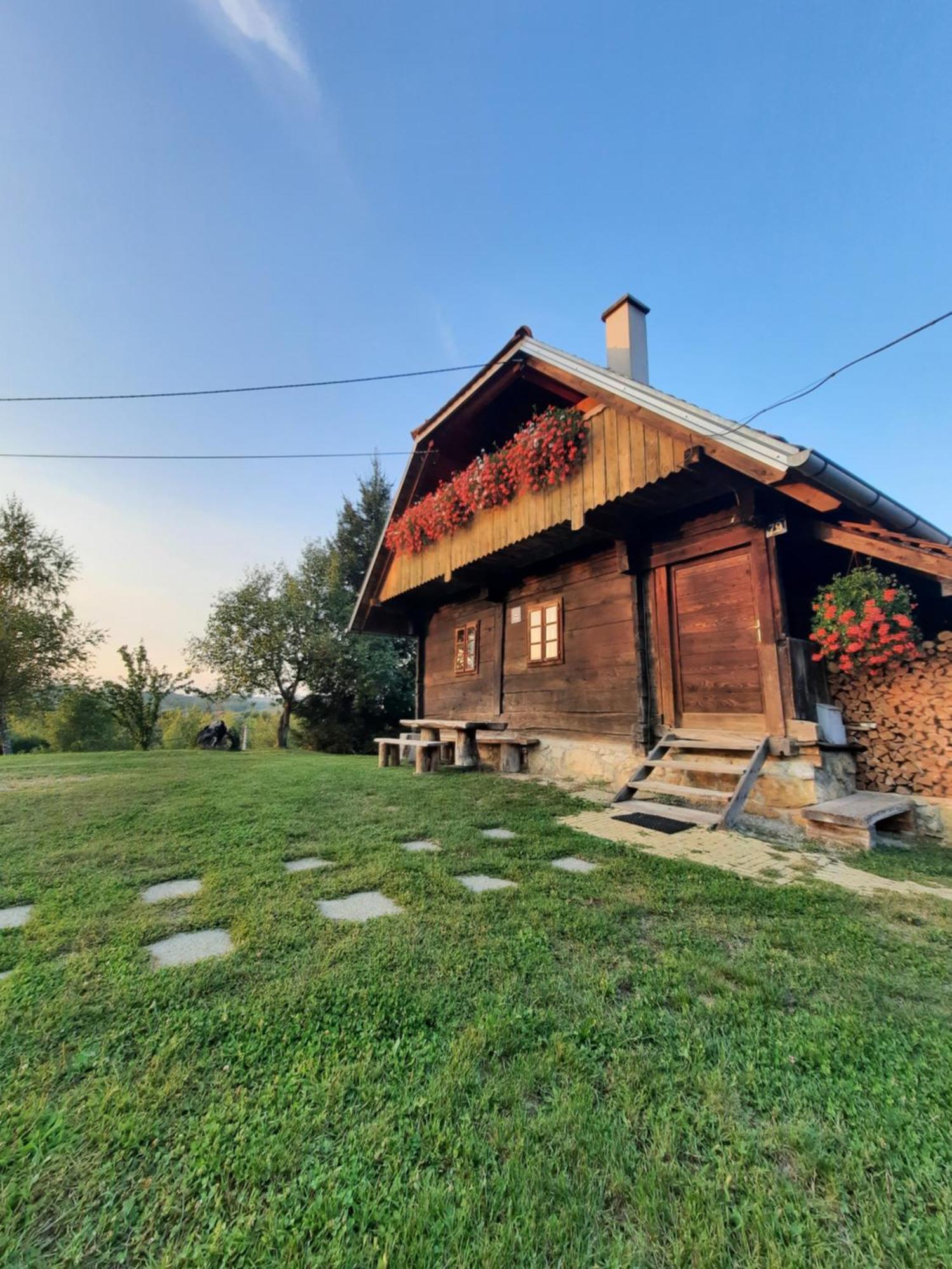 Rustic Home Mia دوغا غيسا الغرفة الصورة